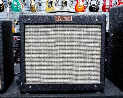 Fender - Pro Junior IV SE, 120V - Black